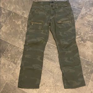 Pants camo - Supplies by Union Bay